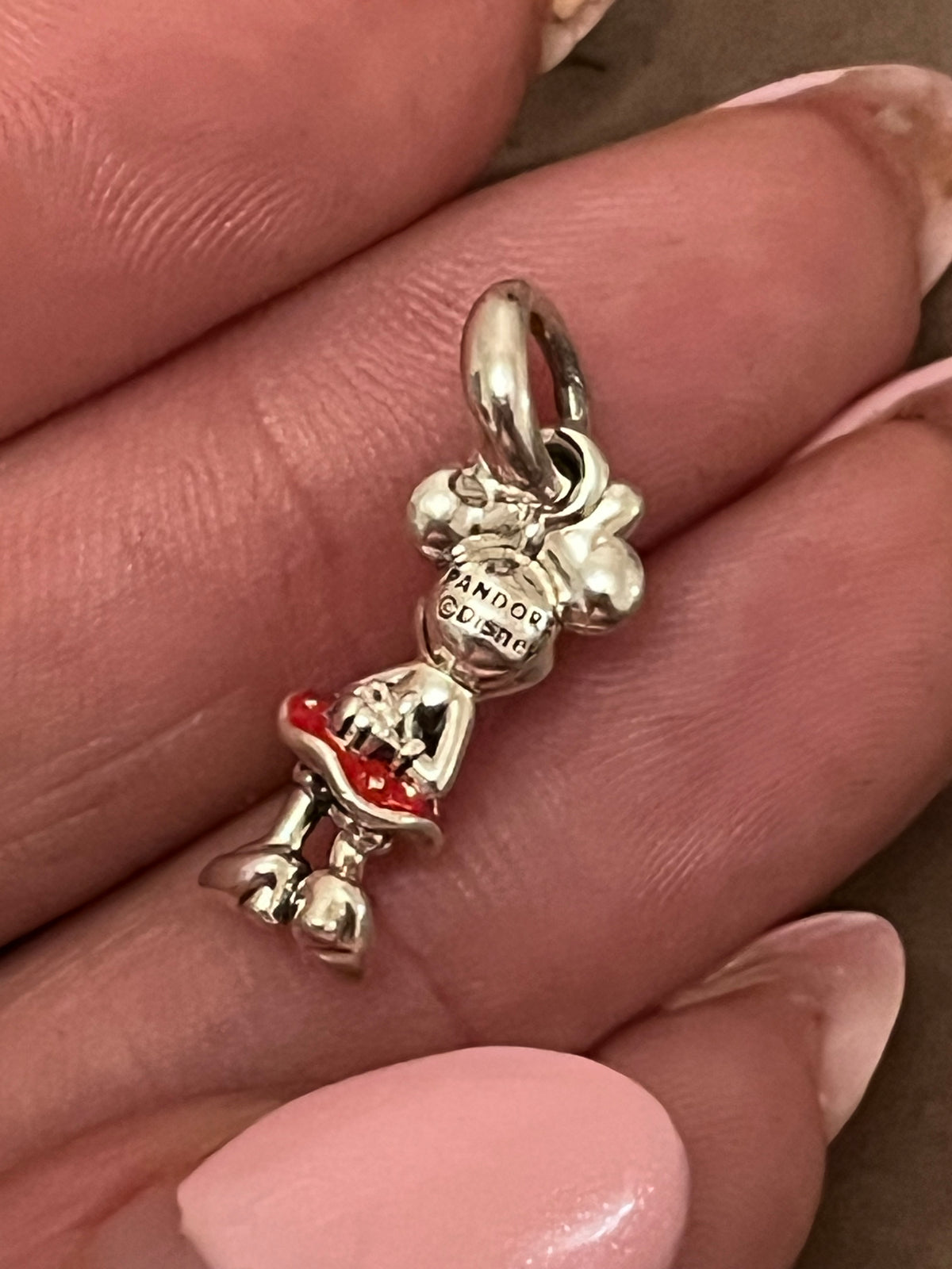 Pandora Disney Minnie Mouse charm
