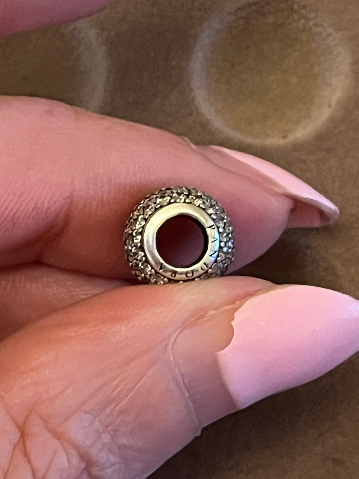 Pandora clear paved charm