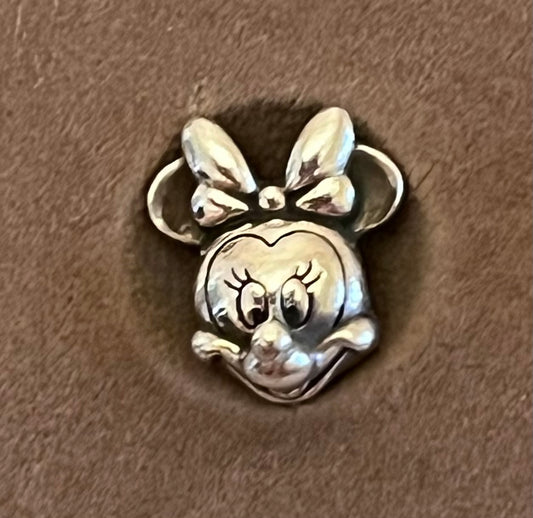 Pandora Disney Minnie charm