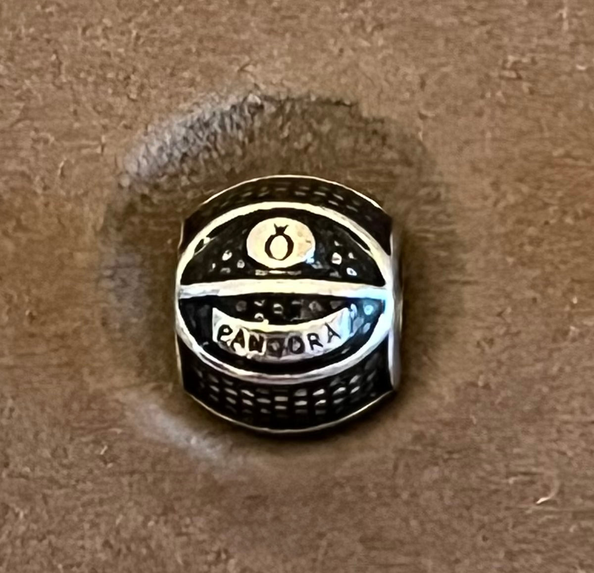 Pandora rare USA basketball charm