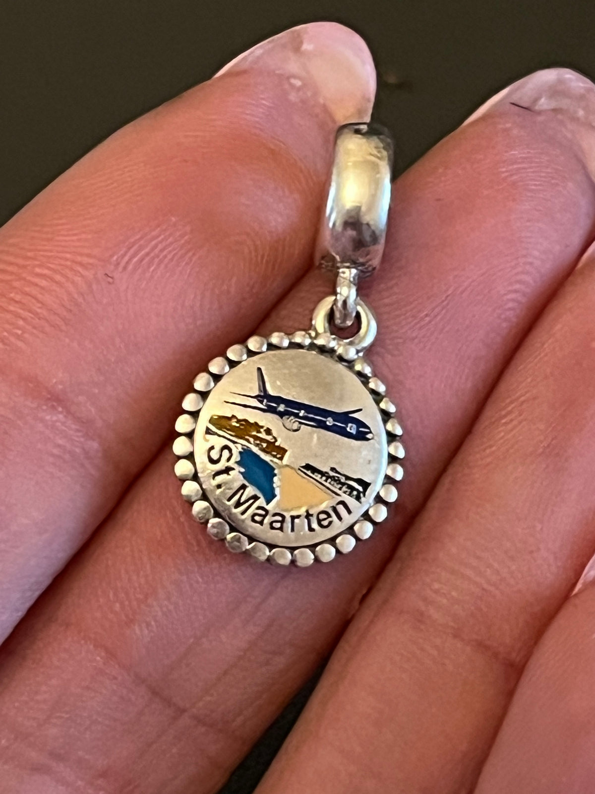 Pandora rare St Maarten charm