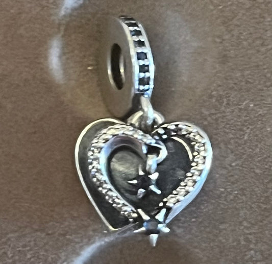 Pandora fall in love with you everyday charm