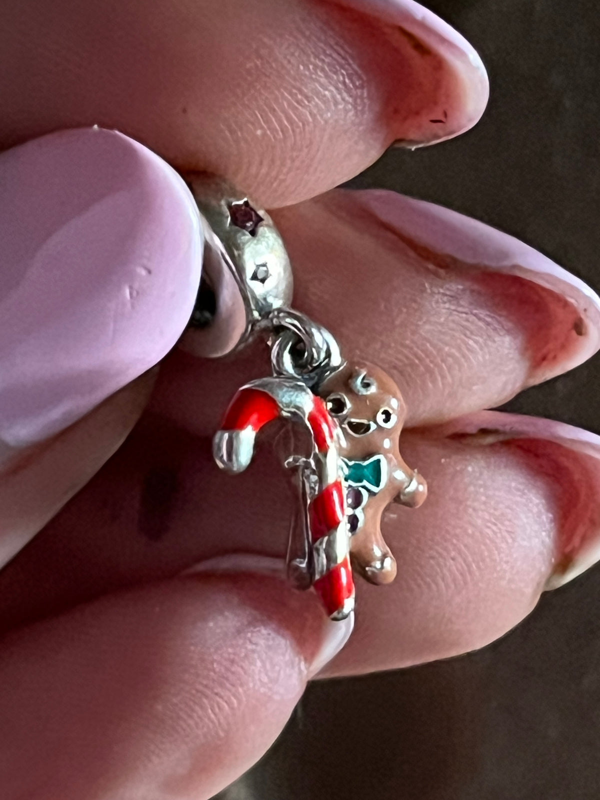 Pandora gingerbread man charm