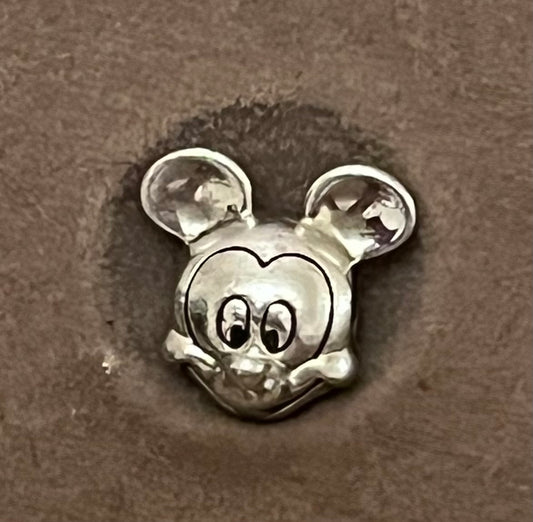 Pandora Disney Mickey charm