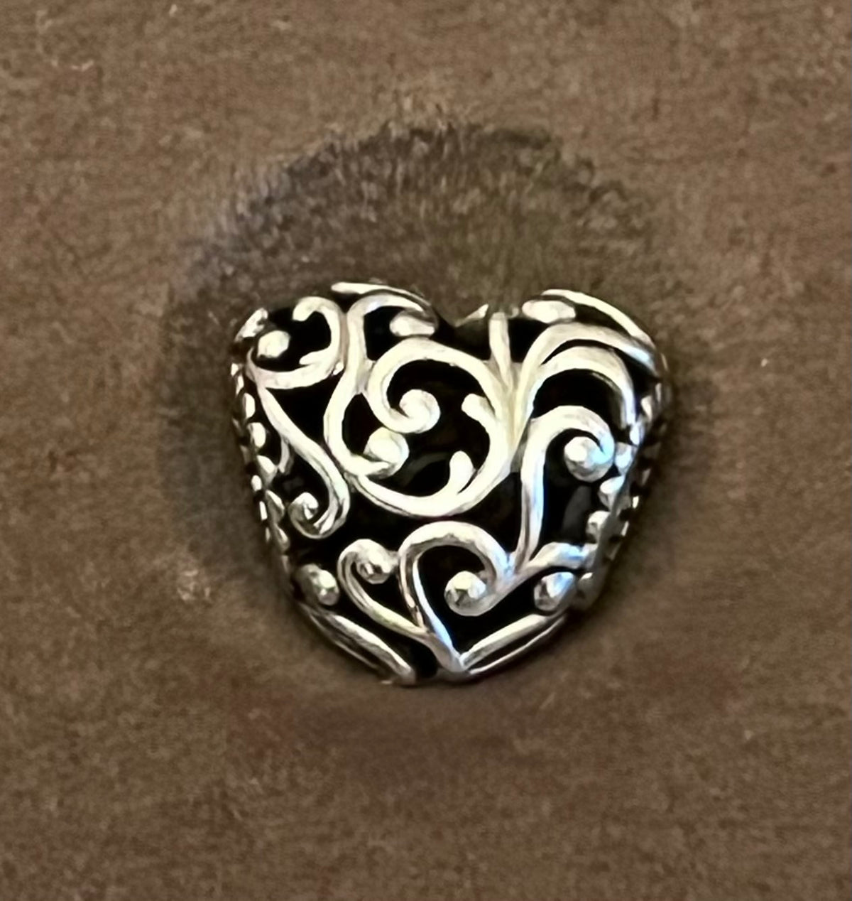 Pandora floral heart charm