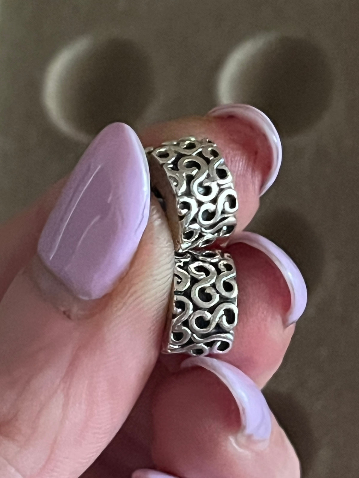 Pandora swirls clips